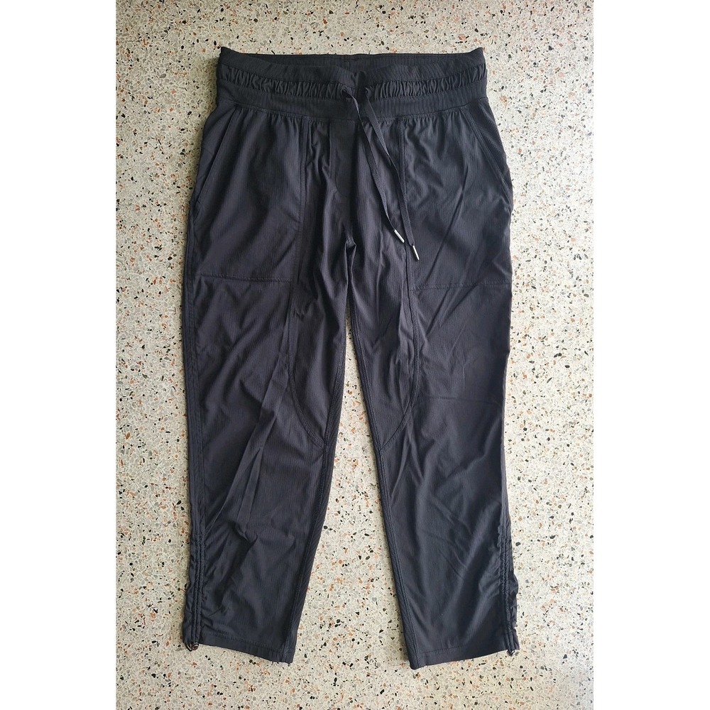 116 Lululemon Dance Studio Mid Rise Cropped Pant - Picture 4 of 12